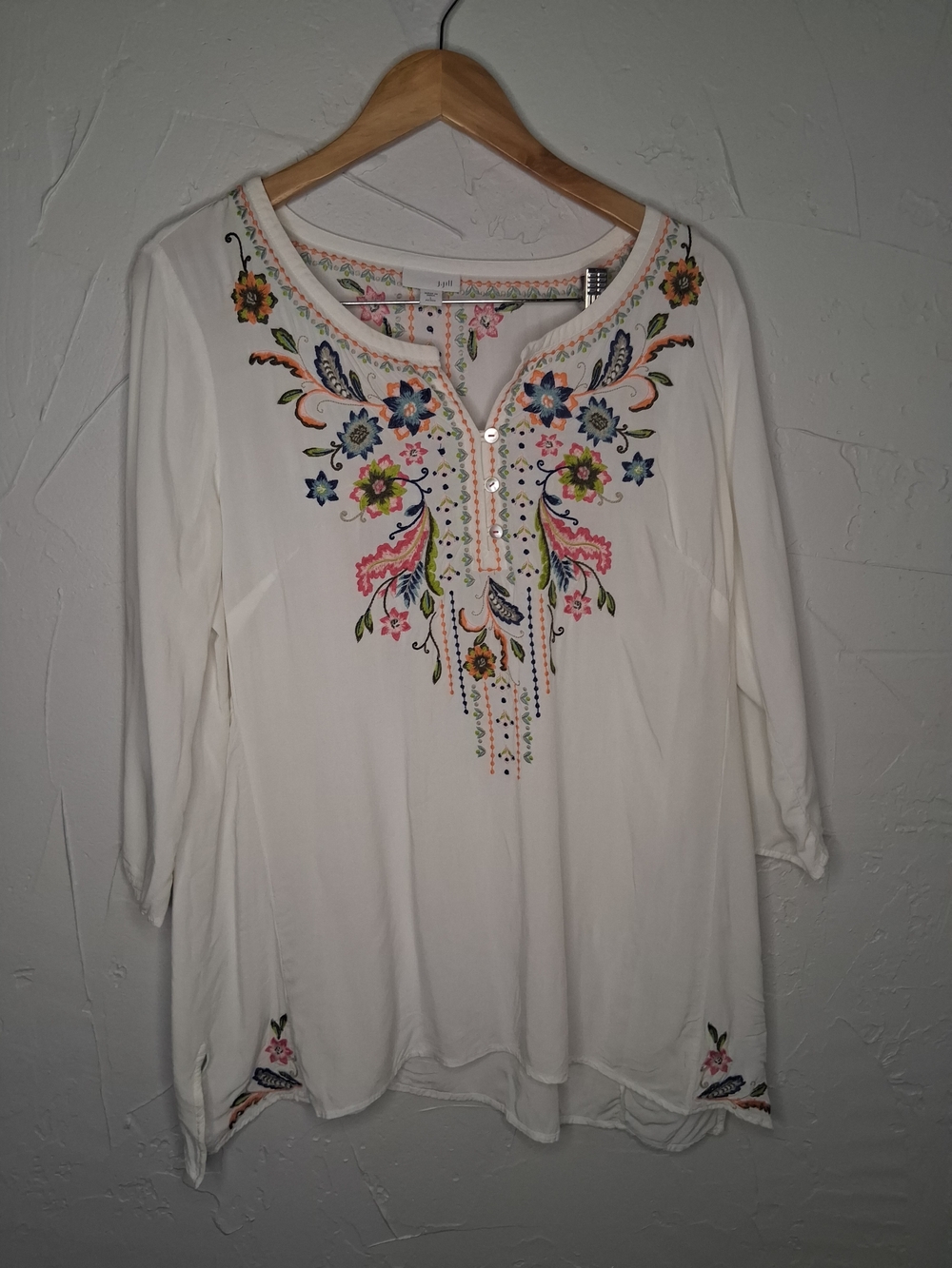 J. Jill Petite Large White Embroidered Boho Peasant Tunic Top Floral 3/4 Sleeve - Picture 2 of 8